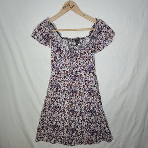 Vera Moda Ladies Floral Smocked Dress Size Medium